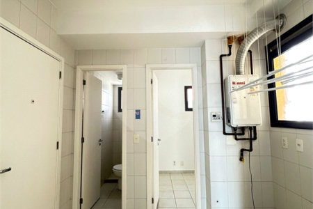 Apartamento à venda com 3 suítes em Vila Suzana, São Paulo, SP