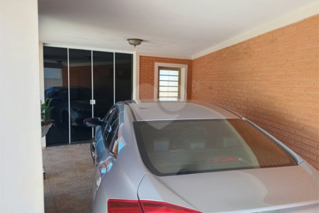 Casa à venda com 3 quartos, sendo 1 suíte, em Vila José Bonifácio, Araraquara, SP