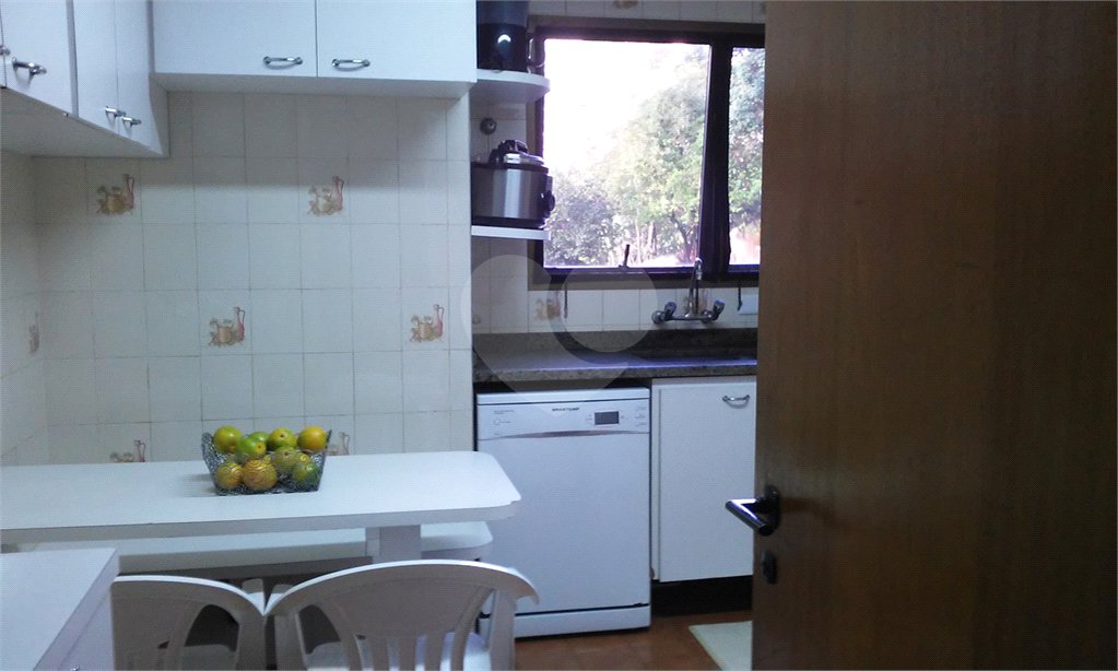 Apartamento à venda com 3 quartos, sendo 1 suíte, em Jardim Vitória Régia, São Paulo, SP