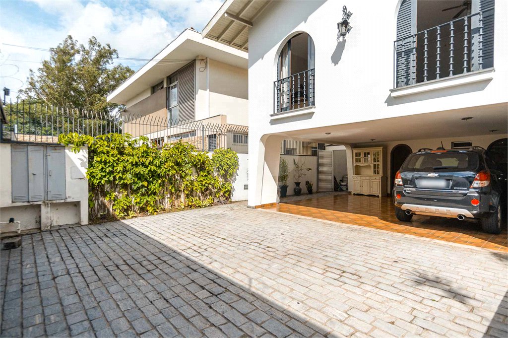 Casa Térrea à venda com 3 quartos, sendo 1 suíte, em Vila Inah, São Paulo, SP