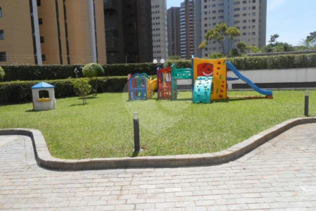 Apartamento à venda com 4 suítes em Vila Suzana, São Paulo, SP