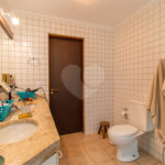 Casa à venda com 3 quartos, sendo 1 suíte,  no condomínio Jardim Hipico, São Paulo - SP