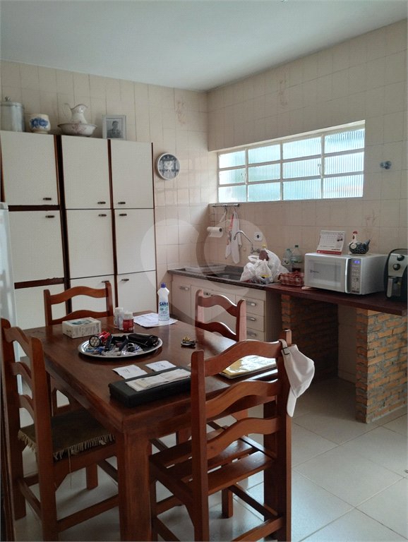 Casa à venda com 3 quartos, sendo 1 suíte,  em Vila Oliveira, Mogi das Cruzes, SP