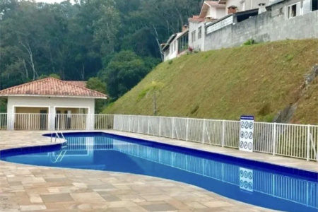 Apartamento à venda com 2 quartos em Chora Menino, São Paulo, SP