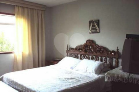 Casa Térrea à venda com 3 quartos, sendo 1 suíte, em Jardim Marajoara, São Paulo, SP