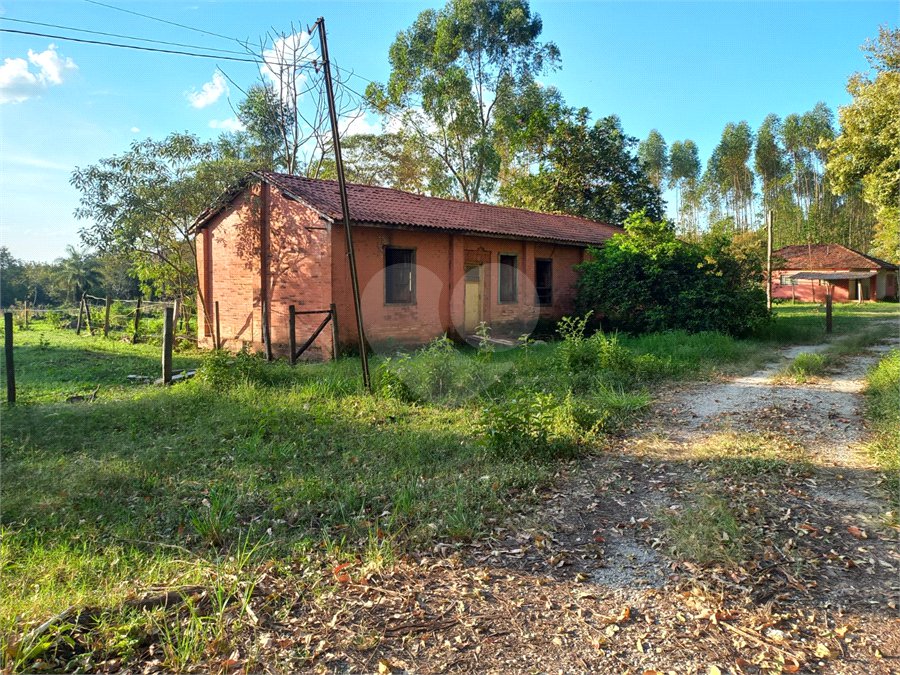 Sítio à venda com 3 quartos no Centro, Descalvado, SP