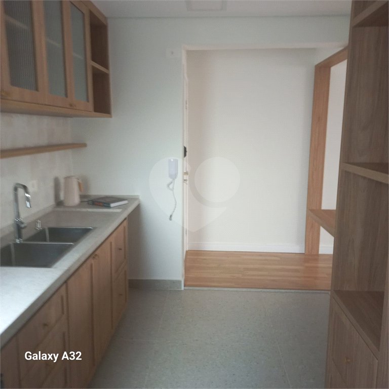 Apartamento à venda com 2 quartos, sendo 1 suíte, em Vila Olímpia, São Paulo, SP
