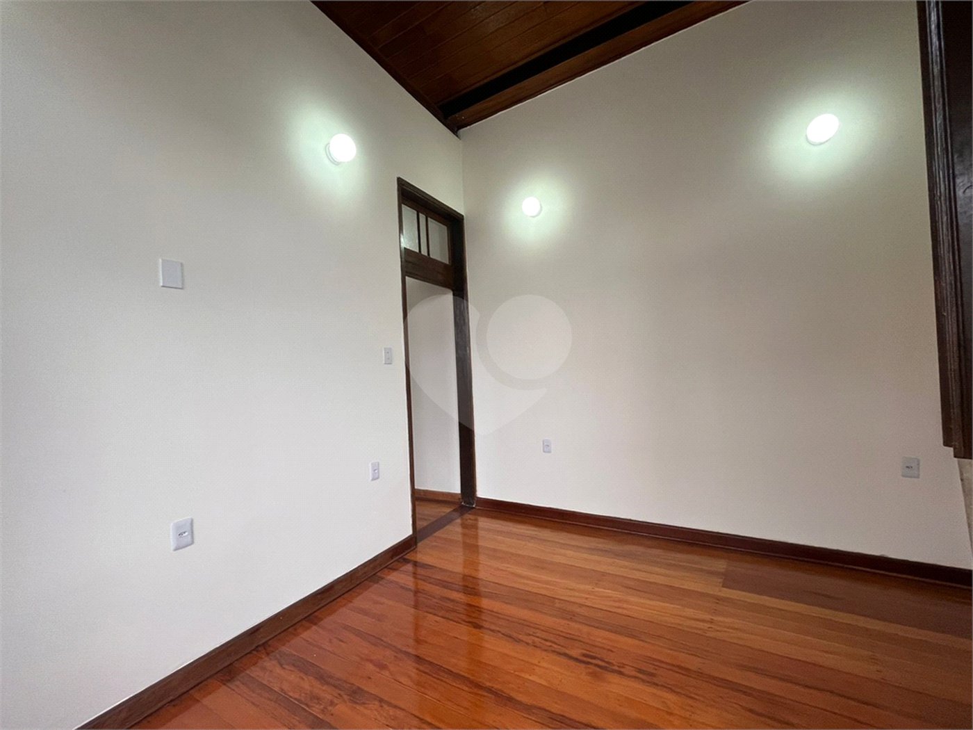 Casa para alugar com 2 quartos no Centro, Mogi das Cruzes, SP