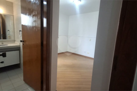 Apartamento para alugar com 4 quartos, sendo 3 suítes,  em Brooklin, São Paulo, SP