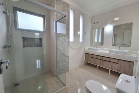 Casa para Locação no Condomínio Bosque dos Cambarás em Valinhos/SP