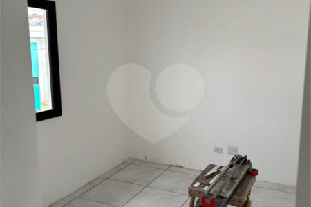 Casa à venda com 2 quartos no condomínio Sindona Parque 1, Cotia - SP