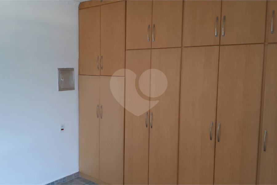 Casa à venda com 3 quartos, sendo 1 suíte, em Jardim Guairaca, São Paulo, SP