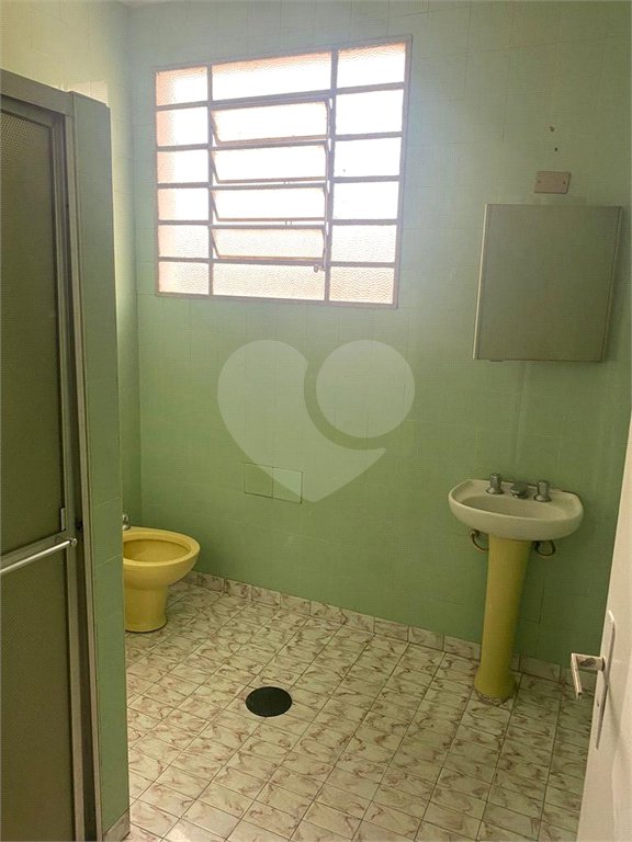 Sobrado à venda com 5 quartos, sendo 1 suíte, em Nova Piraju, São Paulo, SP