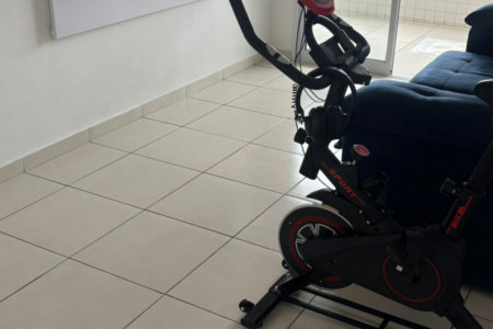 Apenas 05 minutos Mar, Apartamento à venda com 2 quartos, sendo 1 suíte, em Aviação, Praia Grande - SP
