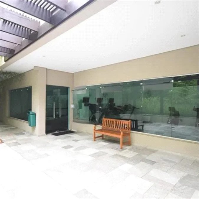 Apartamento à venda com 3 suítes em Vila Suzana, São Paulo, SP