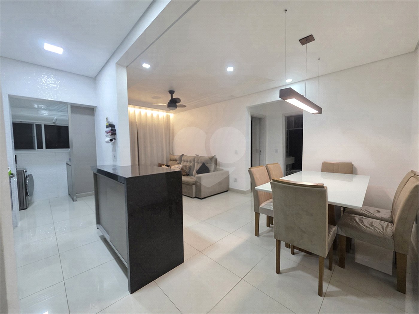Apartamento à venda com 2 quartos, sendo 1 suíte, em Jardim Eldorado, Vinhedo, SP