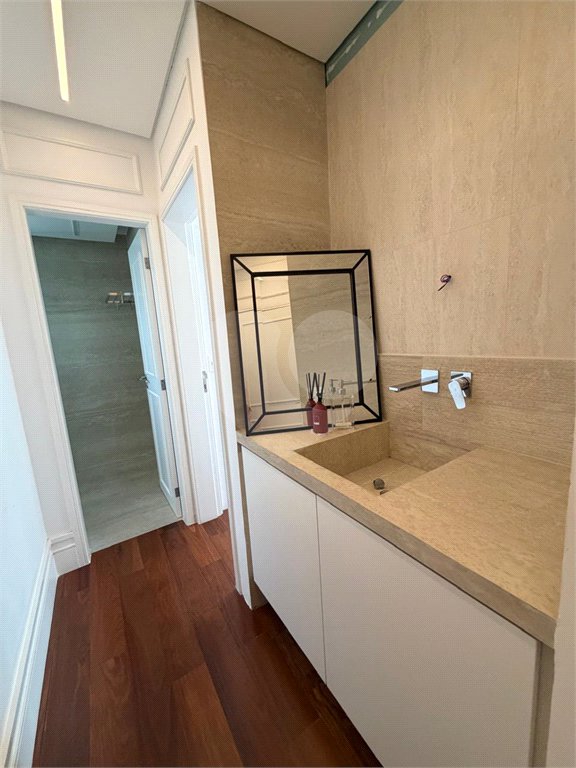 Apartamento à venda com 4 quartos, sendo 3 suítes, em Itaim Bibi, São Paulo, SP