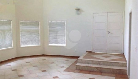 Casa à venda com 4 quartos, sendo 2 suítes,  no condomínio Bosque de Grevilea, Vinhedo - SP