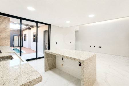 Casa à venda com 3 quartos, sendo 1 suíte, no condomínio Jardim Residencial Villagio Ipanema I, Sorocaba - SP