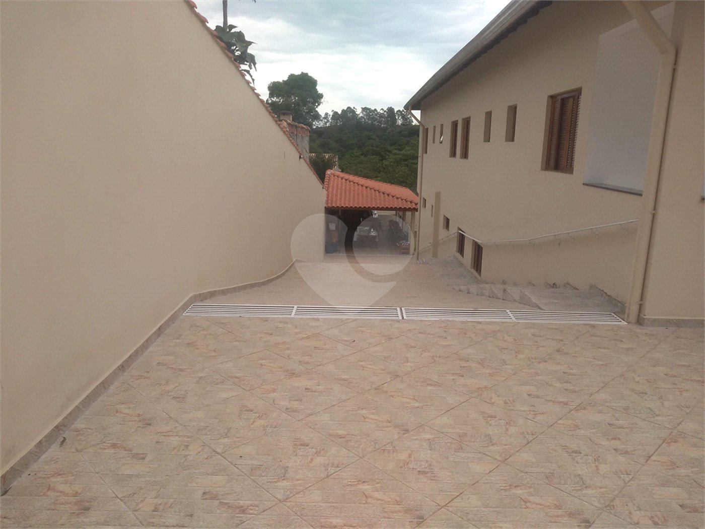 Chácara à venda com 4 suítes em Pirucaia, Mairiporã, SP