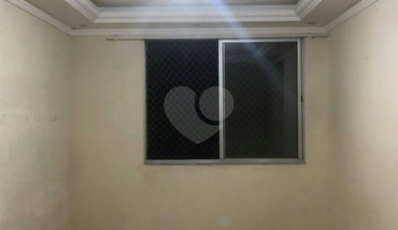 Apartamento à venda com 2 quartos, sendo 1 suíte,  em Jardim São Luís, Suzano, SP