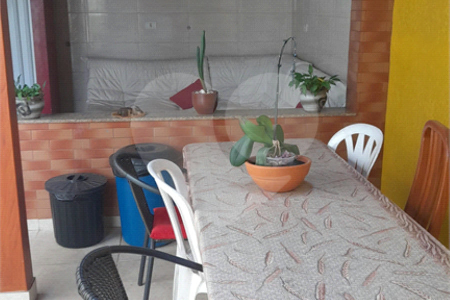 Sobrado à venda com 3 suítes em Tremembé, São Paulo, SP