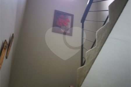 Sobrado à venda com 3 quartos, sendo 1 suíte, em Vila Constança, São Paulo, SP