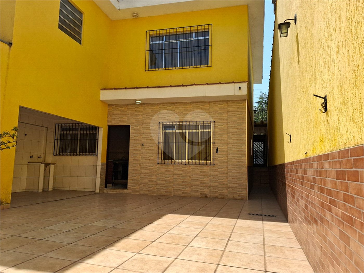 Sobrado à venda com 3 quartos no Brasilândia, São Paulo, SP