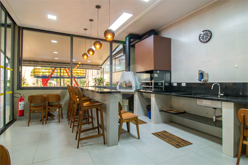 Apartamento à venda com 3 quartos, sendo 1 suíte, em Campo Belo, São Paulo, SP