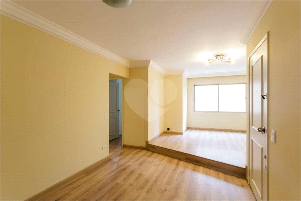 Apartamento à venda com 2 quartos, sendo 1 suíte, em Vila Uberabinha, São Paulo, SP