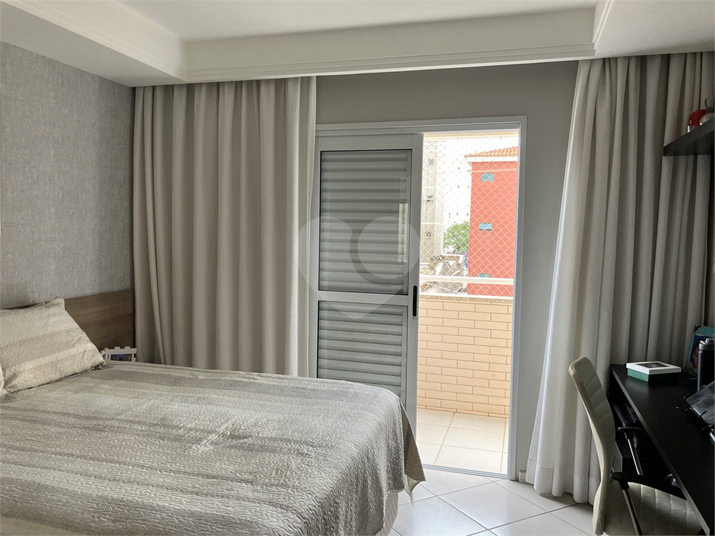 Apartamento à venda com 3 quartos, sendo 1 suíte, em Parque Campolim, Sorocaba, SP