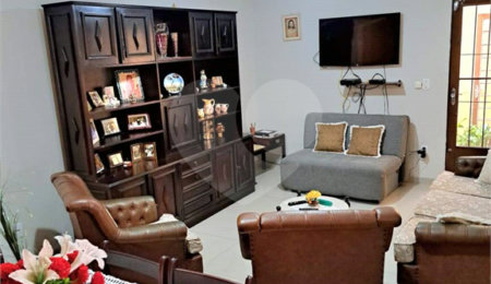 Casa à venda com 2 quartos, sendo 1 suíte,  em Jardim Saira, Sorocaba, SP