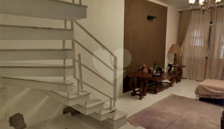 Sobrado à venda com 2 quartos em Parada Inglesa, São Paulo, SP