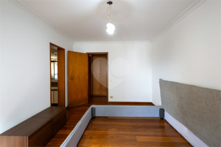 Apartamento à venda com 4 quartos, sendo 3 suítes,  em Jardim Monte Kemel, São Paulo, SP