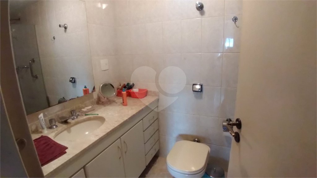 Apartamento à venda com 3 quartos, sendo 1 suíte, em Pinheiros, São Paulo, SP