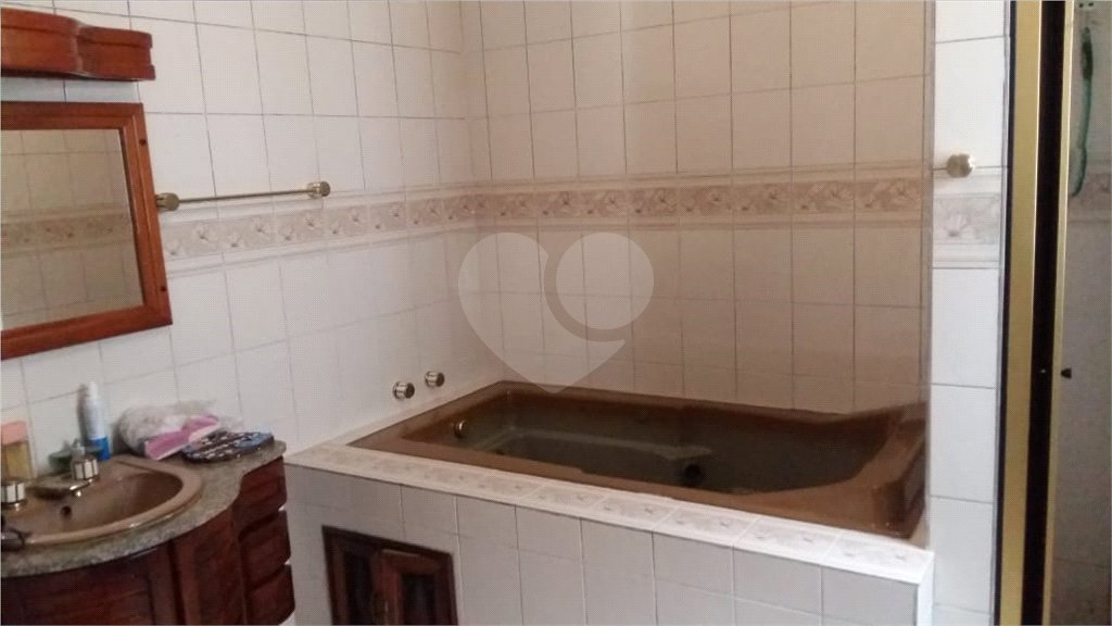 Sobrado à venda com 4 suítes em Tremembé, São Paulo, SP