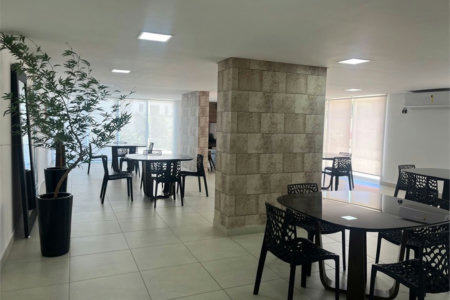 Apartamento Moderno à Venda na Enseada | Varanda Gourmet e Lazer Completo