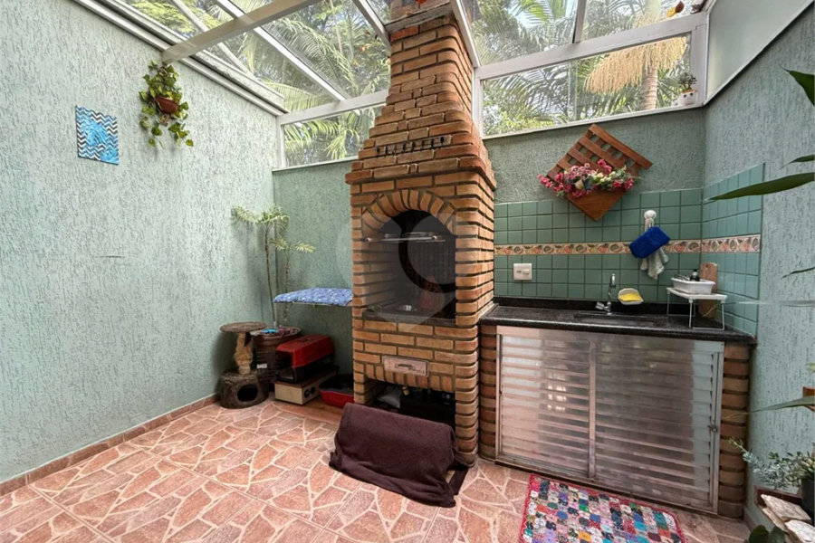 Casa à venda com 2 suítes no condomínio Village Palmas, São Paulo - SP