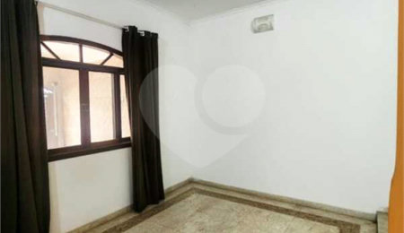 Sobrado à venda com 3 quartos, sendo 1 suíte,  em Jardim das Vertentes, São Paulo, SP