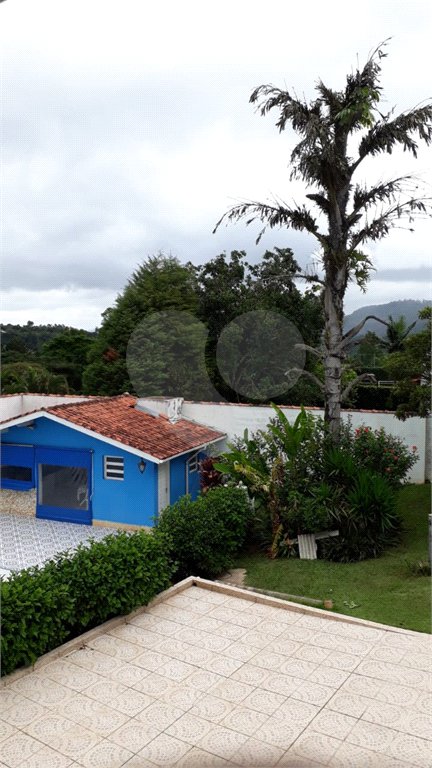 Casa à venda com 3 suítes no condomínio Gleba II, Mairiporã - SP