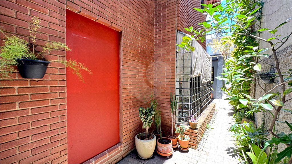 Sobrado à venda com 2 quartos, sendo 1 suíte, em Brooklin Novo, São Paulo, SP