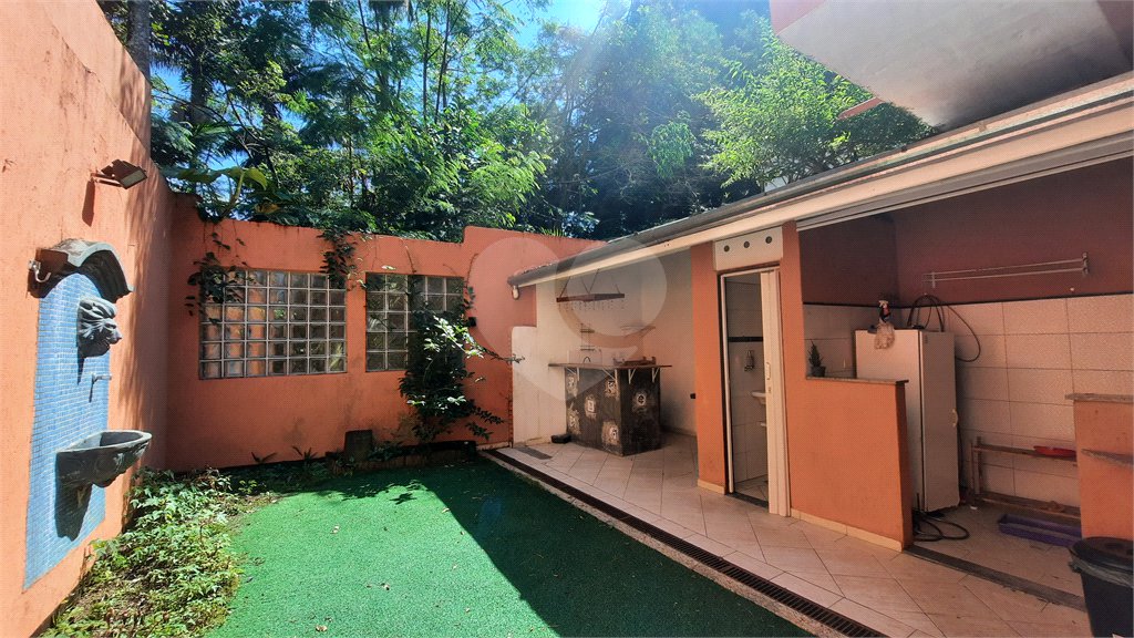 Casa de Vila à venda com 4 quartos, sendo 2 suítes, em Granja Julieta, São Paulo, SP