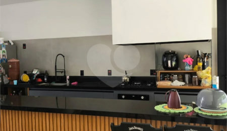 Casa à venda com 3 suítes em Pinheirinho, Vinhedo, SP
