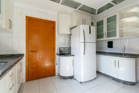Apartamento à venda com 4 quartos, sendo 1 suíte, em Saúde, São Paulo, SP