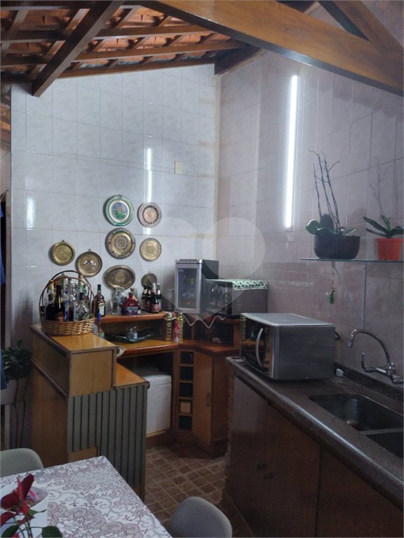 Casa à venda com 4 quartos, sendo 3 suítes, no condomínio Da Serra, São Paulo - SP