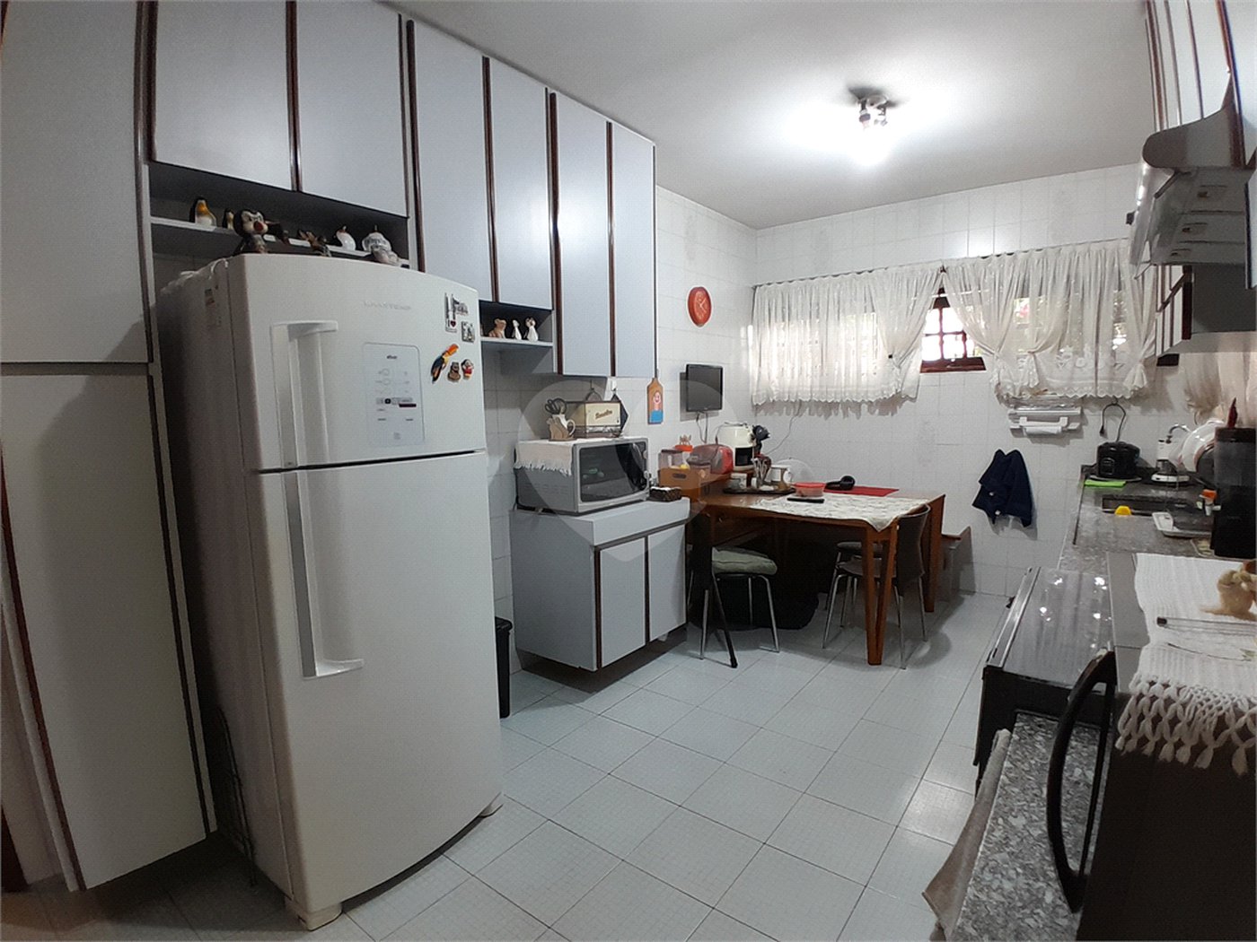 Casa Térrea à venda com 4 quartos, sendo 1 suíte, em Parque Continental, São Paulo, SP