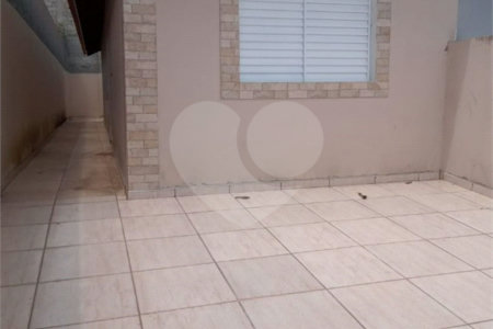Casa à venda com 2 quartos em Jardim dos Ipês, Mairinque, SP
