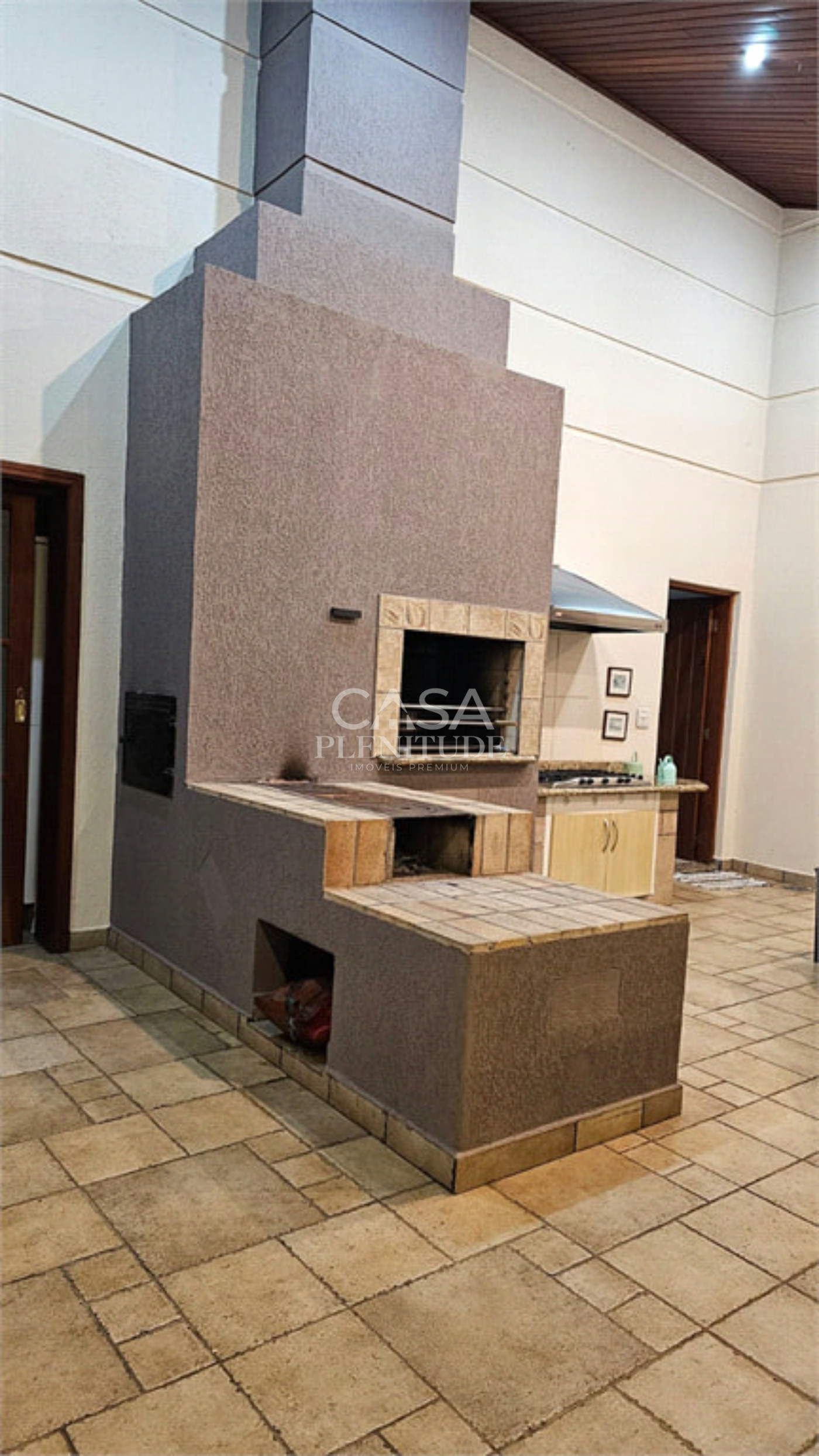 Casa em condomínio à venda ou para alugar com 4 suítes em Lago Azul, Araçoiaba da Serra, SP