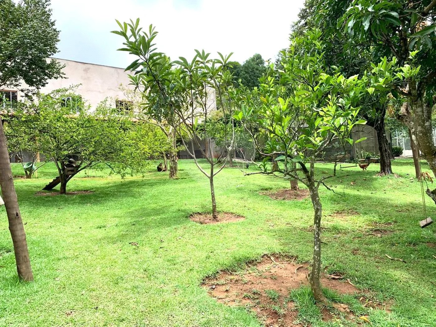 Casa à venda com 10 quartos, sendo 3 suítes, no condomínio Chácaras Campo Verde, Campo Limpo Paulista - SP
