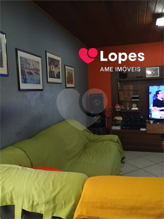 Casa à venda com 7 quartos, sendo 2 suítes, em Campo Grande, Rio de Janeiro, RJ